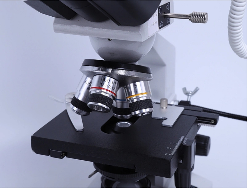 Цифровой биологический портативный микроскоп с ЖК-экраном