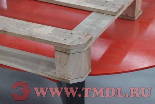 Станок для резки углов поддонов (модель RP1350)